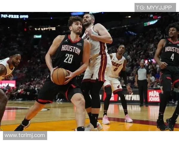 勇士与火箭激战正酣01月21日比赛精彩回顾与分析