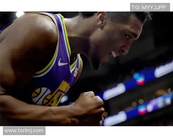 多诺万米切尔带领球队重返巅峰的奋斗历程与成就分析