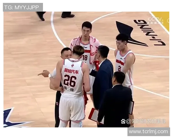 广东队与上海队激战正酣谁将赢得这场篮球巅峰对决