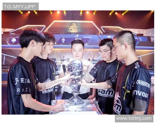 重庆篮球队杯赛表现分析：团队配合与战术执行的完美结合