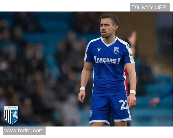 吉林汉姆迎战卢顿展现实力之争期待精彩对决与激烈竞争