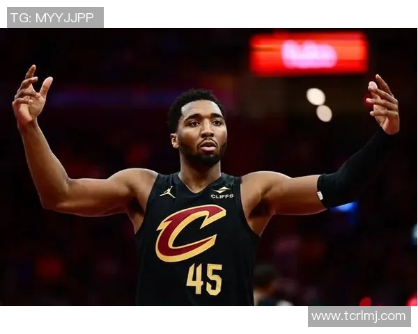 多诺万米切尔：从天赋新星到NBA超级巨星的成长之路